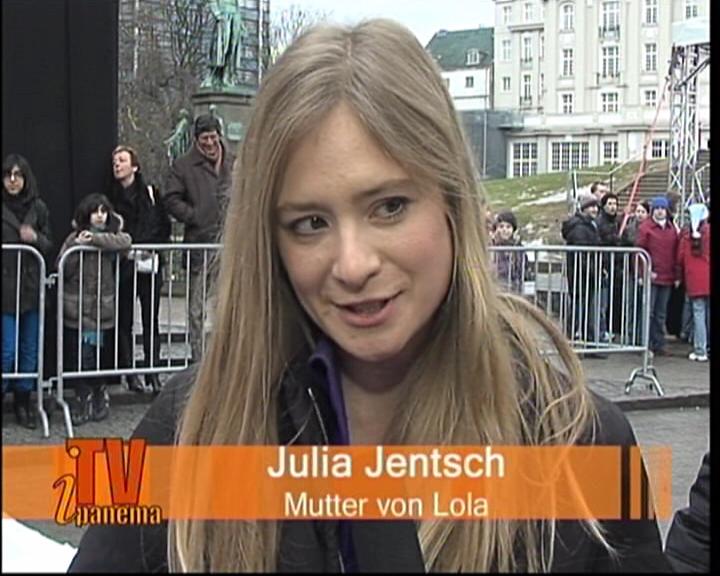 Julia Jentsch talentierte Schauspielerin.jpg - Julia Jentsch ist eine talentierte Schauspielerin